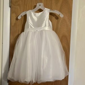David’s Bridal Flower Girl Dress - Size 5